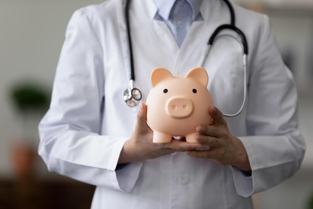 medecin tirelire argent